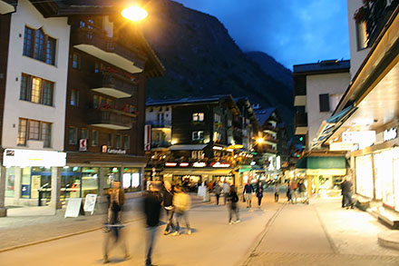 Zermatt wieczorem
