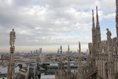 Dach katedry Il Duomo w Mediolanie