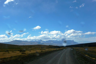 Droga do parku narodowego Torres del Paine