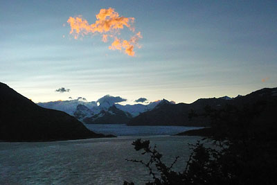 Zbliamy si do lodowca Perito Moreno