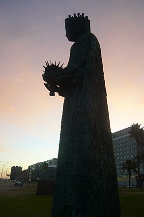 Montevideo - Isabela la Catolica