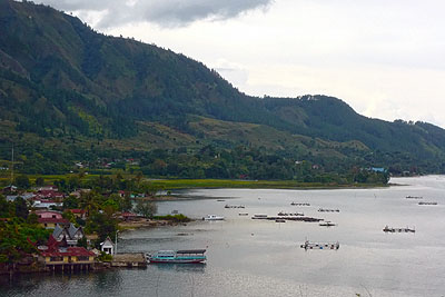 Wyspa Samosir, Danau Toba